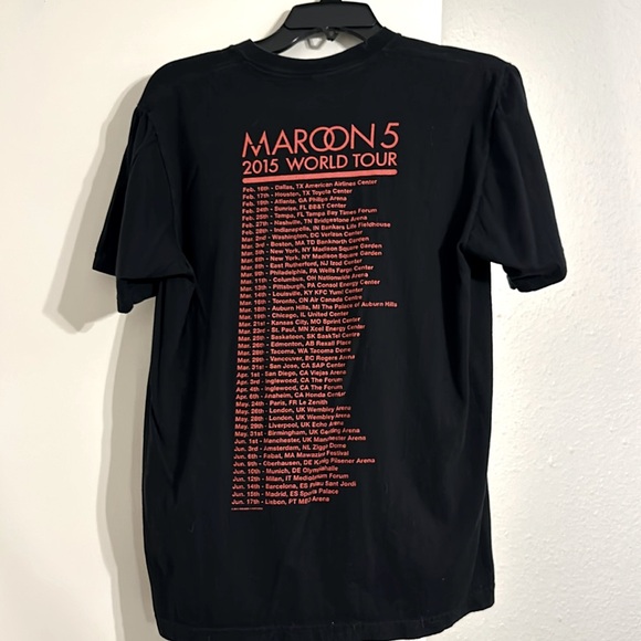 Maroon 5 2015 Tour TShirt (M) - Picture 2 of 2